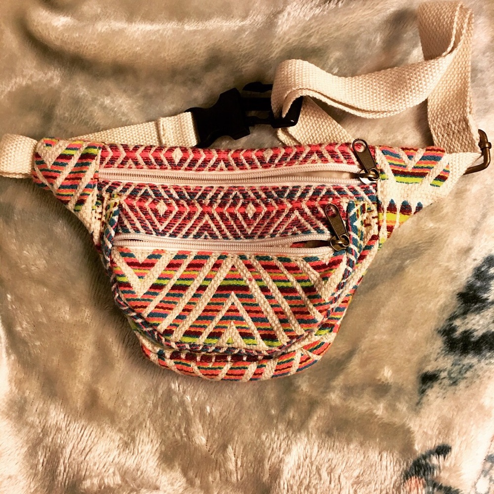 SOLD Knitted fanny